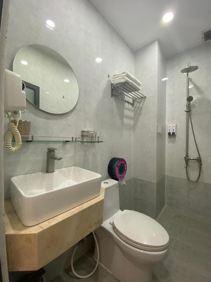 Winston Riverside Hotel 3*